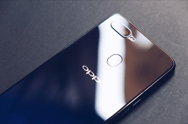 Khác biệt với phần còn lại, Oppo F9 mang lại cho người dùng nhiều món quà đặc biệt - Ảnh 3.