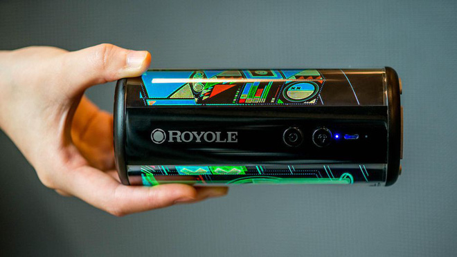 Màn hình siêu dẻo, mỏng chỉ 0,01 mm này sẽ giúp smartphone màn hình gập xuất hiện sớm hơn nhiểu so với bạn nghĩ - Ảnh 1. Màn hình siêu dẻo, mỏng chỉ 0,01 mm này sẽ giúp smartphone màn hình gập xuất hiện sớm hơn nhiểu so với bạn nghĩ - Ảnh 1.