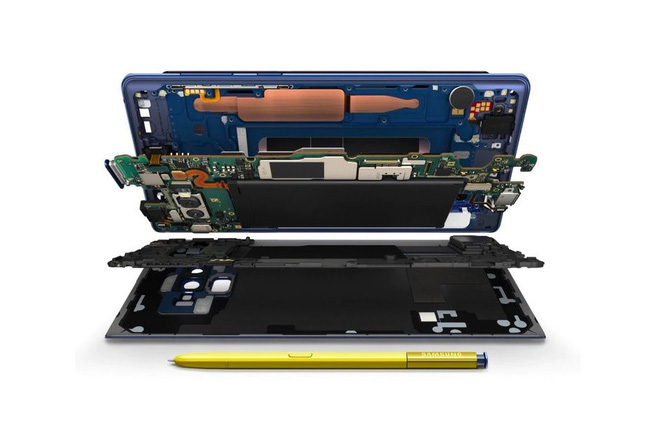 Mệt mỏi vì bị chất vấn về hệ thống tản nhiệt của Galaxy Note9, Samsung đăng đàn chỉ cho tất cả thấy carbon ở đâu - Ảnh 1. Mệt mỏi vì bị chất vấn về hệ thống tản nhiệt của Galaxy Note9, Samsung đăng đàn chỉ cho tất cả thấy carbon ở đâu - Ảnh 1.