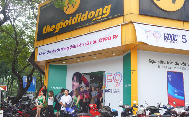 Sức hút khủng của OPPO F9 với 48,000 đơn đặt hàng trước chỉ trong 10 ngày - Ảnh 3.