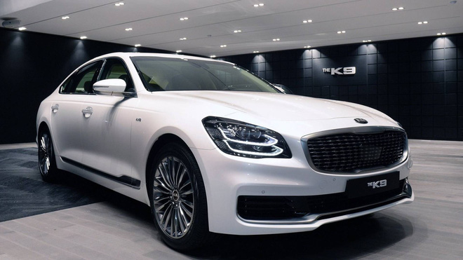 Hãy nhìn sang Kia K9, Nissan GTR để hiểu vì sao Apple sẽ không bao giờ ra mắt một chiếc iPhone giá rẻ - Ảnh 1. Hãy nhìn sang Kia K9, Nissan GTR để hiểu vì sao Apple sẽ không bao giờ ra mắt một chiếc iPhone giá rẻ - Ảnh 1.