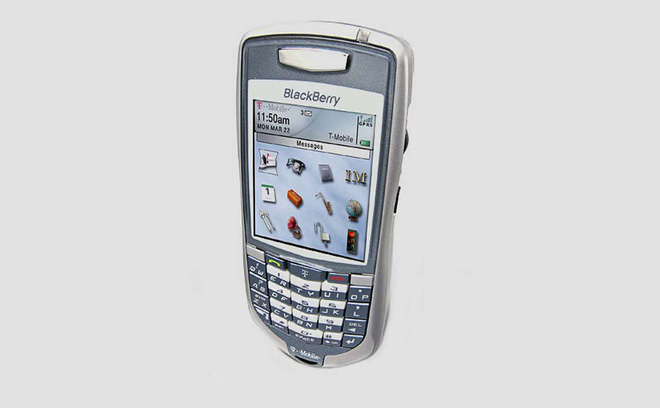 Ngược dòng thời gian: BlackBerry - Ông hoàng bàn phím bị lật đổ bởi đế chế cảm ứng - Ảnh 6. Ngược dòng thời gian: BlackBerry - Ông hoàng bàn phím bị lật đổ bởi đế chế cảm ứng - Ảnh 6.