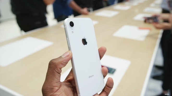 Soi kỹ từng màu của XR, mẫu iPhone dự kiến bán chạy hơn cả XS và XS Max - Ảnh 4. Soi kỹ từng màu của XR, mẫu iPhone dự kiến bán chạy hơn cả XS và XS Max - Ảnh 4.