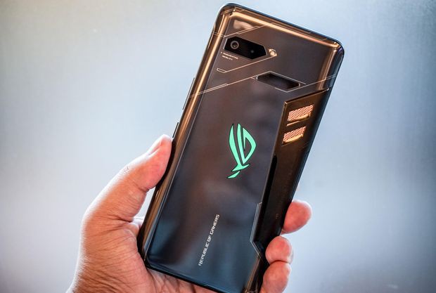 Sau 3 tháng chờ đợi, có thể Asus ROG Phone sẽ đến tay người dùng vào cuối tháng 10 - Ảnh 2. Sau 3 tháng chờ đợi, có thể Asus ROG Phone sẽ đến tay người dùng vào cuối tháng 10 - Ảnh 2.