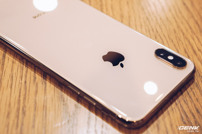 iPhone XS Max đầu tiên về Việt Nam trước cả khi Apple mở bán, giá từ 33.9 triệu đồng - Ảnh 7. iPhone XS Max đầu tiên về Việt Nam trước cả khi Apple mở bán, giá từ 33.9 triệu đồng - Ảnh 7.