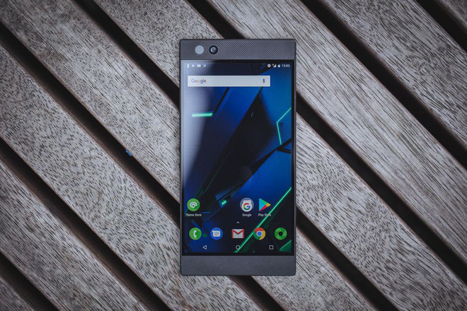 Cấu hình của Razer Phone 2 có thể sẽ gây thất vọng: Vẫn là Snapdragon 835, 8GB RAM và màn hình cũ - Ảnh 1. Cấu hình của Razer Phone 2 có thể sẽ gây thất vọng: Vẫn là Snapdragon 835, 8GB RAM và màn hình cũ - Ảnh 1.