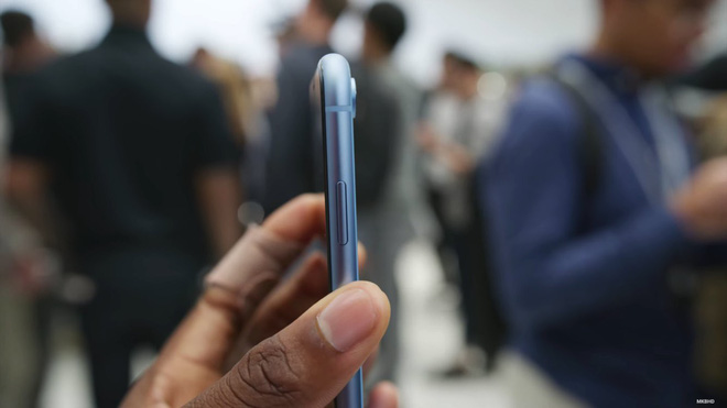 Soi kỹ từng màu của XR, mẫu iPhone dự kiến bán chạy hơn cả XS và XS Max - Ảnh 11. Soi kỹ từng màu của XR, mẫu iPhone dự kiến bán chạy hơn cả XS và XS Max - Ảnh 11.