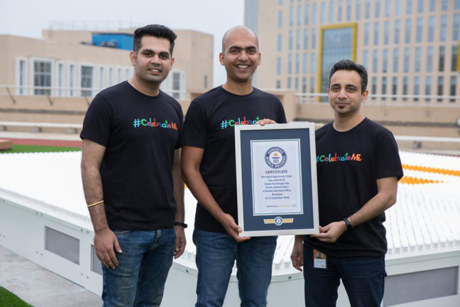 Xiaomi vừa đạt được Kỷ lục Guinness Thế giới đầu tiên với tấm đèn mosaic lớn nhất - Ảnh 2.