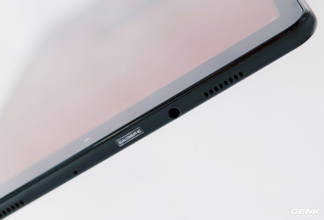Trên tay Galaxy Tab A 10.5 mới: Cỗ máy giải trí 4 loa Dolby Atmos, pin lớn, hỗ trợ sạc nhanh, 4G LTE và nhận diện khuôn mặt - Ảnh 17. Trên tay Galaxy Tab A 10.5 mới: Cỗ máy giải trí 4 loa Dolby Atmos, pin lớn, hỗ trợ sạc nhanh, 4G LTE và nhận diện khuôn mặt - Ảnh 17.