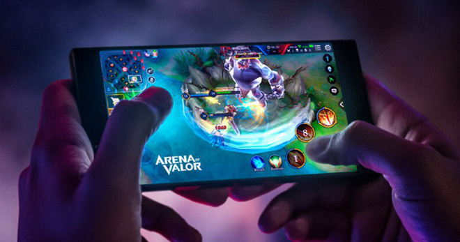 Razer Phone 2 lộ diện trên AnTuTu: Chip Snapdragon 845, RAM 8GB, bộ nhớ trong 512GB - Ảnh 1. Razer Phone 2 lộ diện trên AnTuTu: Chip Snapdragon 845, RAM 8GB, bộ nhớ trong 512GB - Ảnh 1.