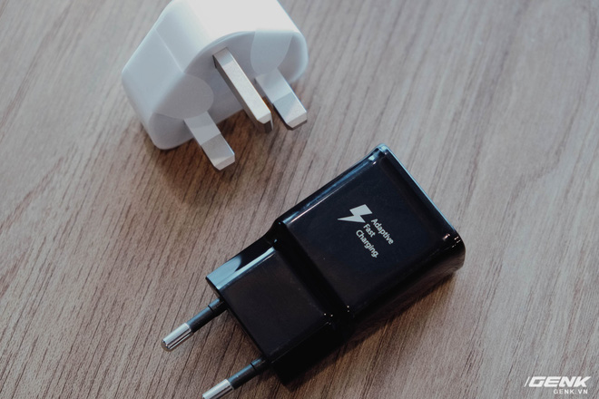 So sánh iPhone XS Max và Galaxy Note9: Khi 1 chiếc XS Max mua được 2 chiếc Note9, bạn sẽ chọn chiếc máy nào? - Ảnh 8. So sánh iPhone XS Max và Galaxy Note9: Khi 1 chiếc XS Max mua được 2 chiếc Note9, bạn sẽ chọn chiếc máy nào? - Ảnh 8.