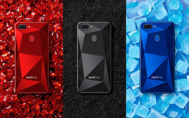 Chiến lược thương hiệu con thực sự tốt? Realme 2 của Oppo bán được tới 200 nghìn máy trong 5 phút mở bán ở Ấn Độ - Ảnh 1. Chiến lược thương hiệu con thực sự tốt? Realme 2 của Oppo bán được tới 200 nghìn máy trong 5 phút mở bán ở Ấn Độ - Ảnh 1.