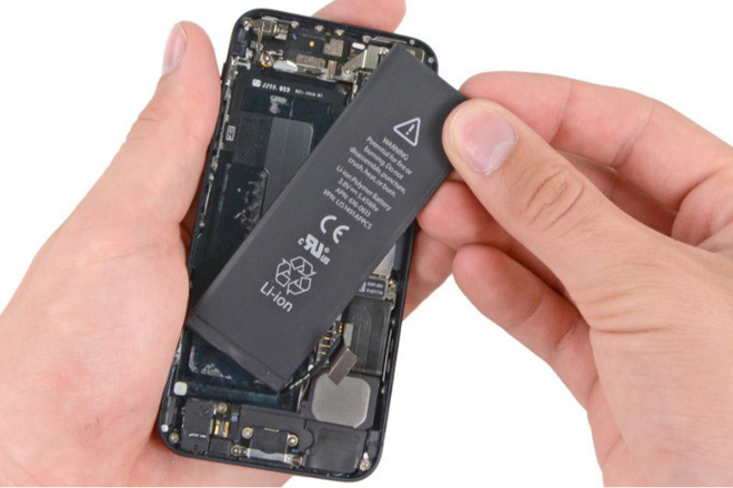 Bắt đầu từ năm 2019, Apple sẽ nâng giá thay pin iPhone cũ từ 29 USD lên 69 USD - Ảnh 2. Bắt đầu từ năm 2019, Apple sẽ nâng giá thay pin iPhone cũ từ 29 USD lên 69 USD - Ảnh 2.