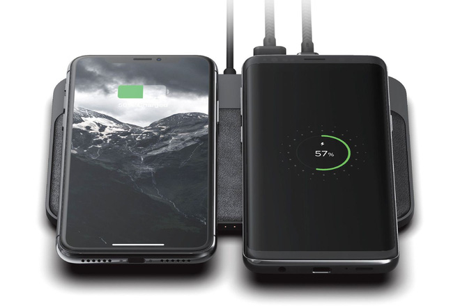 Đế sạc không dây mới này của Nomad có thể sạc nhanh cả hai điện thoại cùng lúc - Ảnh 1. Đế sạc không dây mới này của Nomad có thể sạc nhanh cả hai điện thoại cùng lúc - Ảnh 1.