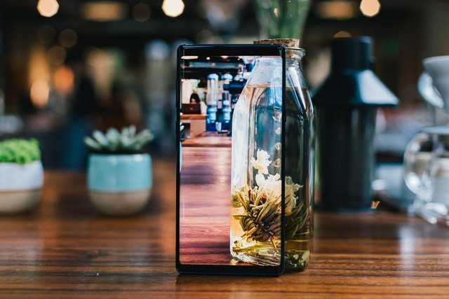 Tự dưng ai cũng hỏi thăm khi ngày đầu cầm trong tay Galaxy Note9 - Ảnh 12.