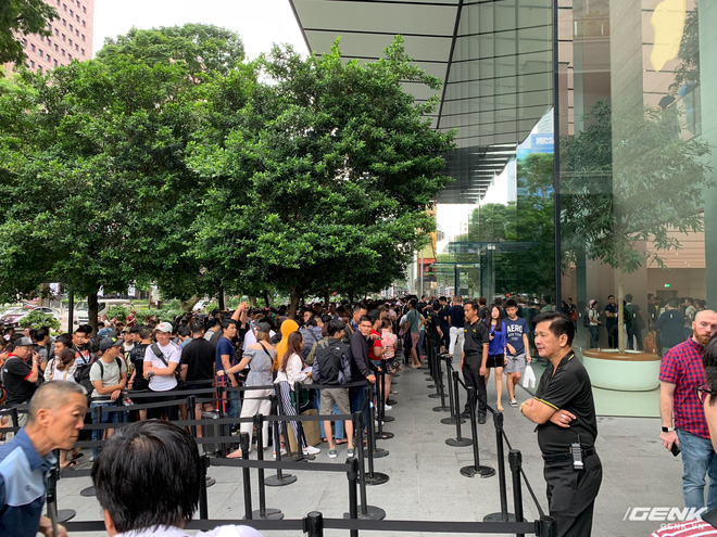 Trải nghiệm nhanh camera iPhone XS Max tại Singapore: chụp auto ngon nhưng tính năng xoá phông vẫn chưa thật sự thuyết phục - Ảnh 7. Trải nghiệm nhanh camera iPhone XS Max tại Singapore: chụp auto ngon nhưng tính năng xoá phông vẫn chưa thật sự thuyết phục - Ảnh 7.