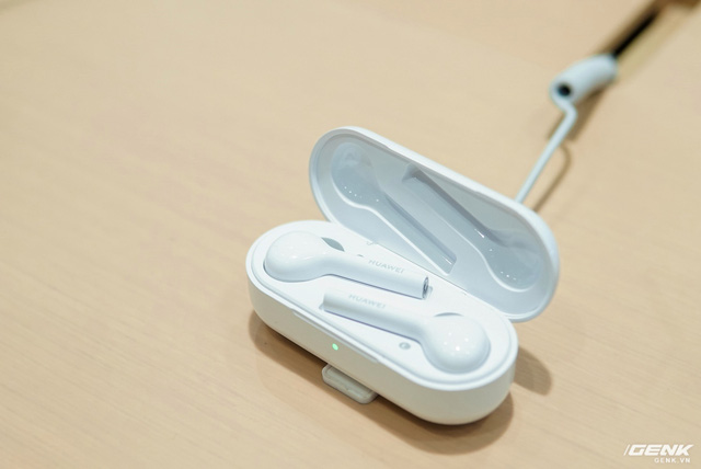 Cửa hàng trải nghiệm đầu tiên của Huawei đã có mặt ở Hà Nội: Mate RS Porsche Design, Matebook X Pro và hơn thế nữa… - Ảnh 5. Cửa hàng trải nghiệm đầu tiên của Huawei đã có mặt ở Hà Nội: Mate RS Porsche Design, Matebook X Pro và hơn thế nữa… - Ảnh 5.