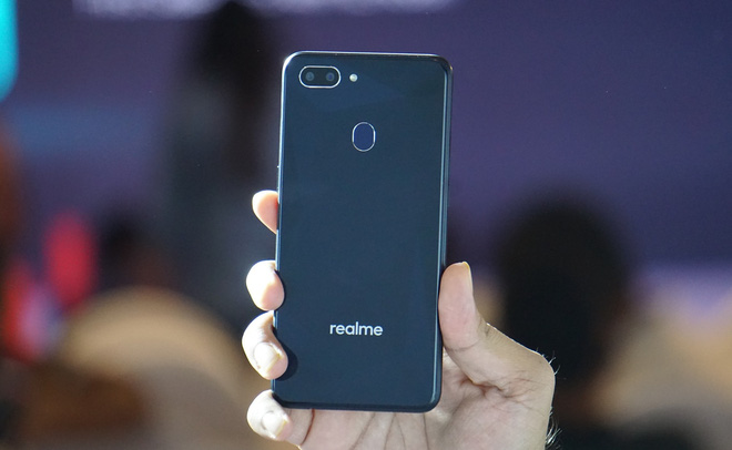 Chiến lược thương hiệu con thực sự tốt? Realme 2 của Oppo bán được tới 200 nghìn máy trong 5 phút mở bán ở Ấn Độ - Ảnh 4. Chiến lược thương hiệu con thực sự tốt? Realme 2 của Oppo bán được tới 200 nghìn máy trong 5 phút mở bán ở Ấn Độ - Ảnh 4.