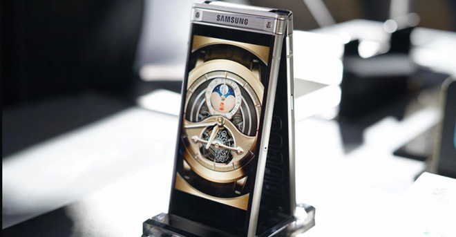 Smartphone vỏ sò Samsung W2019 lộ diện với tên mã Lykan - Ảnh 1. Smartphone vỏ sò Samsung W2019 lộ diện với tên mã Lykan - Ảnh 1.