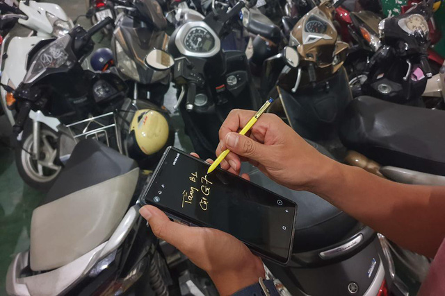 S-Pen: Khi ngòi bút mạnh hơn “gươm giáo” - Ảnh 4. S-Pen: Khi ngòi bút mạnh hơn “gươm giáo” - Ảnh 4.