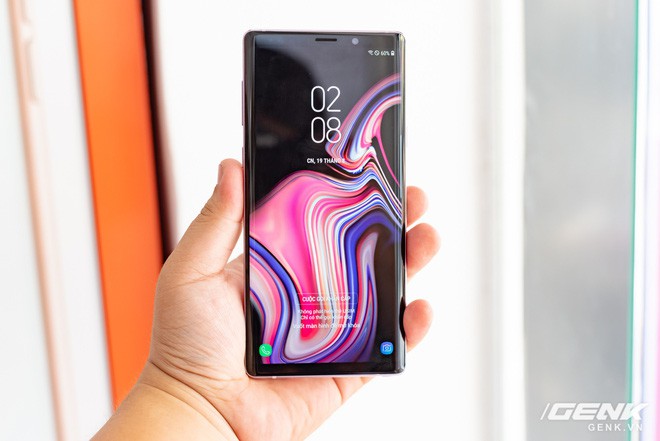 Gặp khó khi xem thông báo qua thanh công cụ vì màn hình Galaxy Note9 quá lớn, hãy thử bật ngay tính năng này - Ảnh 1.