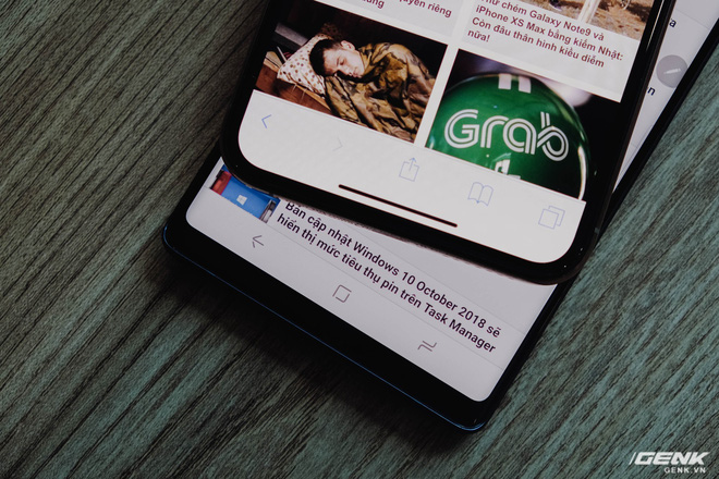 So sánh iPhone XS Max và Galaxy Note9: Khi 1 chiếc XS Max mua được 2 chiếc Note9, bạn sẽ chọn chiếc máy nào? - Ảnh 3. So sánh iPhone XS Max và Galaxy Note9: Khi 1 chiếc XS Max mua được 2 chiếc Note9, bạn sẽ chọn chiếc máy nào? - Ảnh 3.