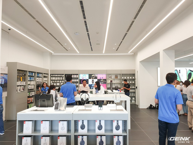 Cửa hàng đạt cả 2 chuẩn Apple Premium Reseller và Apple Service Provider đầu tiên tại Việt Nam có gì? - Ảnh 17. Cửa hàng đạt cả 2 chuẩn Apple Premium Reseller và Apple Service Provider đầu tiên tại Việt Nam có gì? - Ảnh 17.