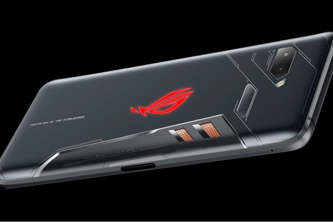 Sau 3 tháng chờ đợi, có thể Asus ROG Phone sẽ đến tay người dùng vào cuối tháng 10 - Ảnh 1. Sau 3 tháng chờ đợi, có thể Asus ROG Phone sẽ đến tay người dùng vào cuối tháng 10 - Ảnh 1.