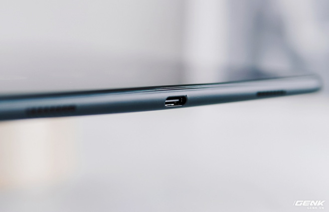 Trên tay Galaxy Tab A 10.5 mới: Cỗ máy giải trí 4 loa Dolby Atmos, pin lớn, hỗ trợ sạc nhanh, 4G LTE và nhận diện khuôn mặt - Ảnh 18. Trên tay Galaxy Tab A 10.5 mới: Cỗ máy giải trí 4 loa Dolby Atmos, pin lớn, hỗ trợ sạc nhanh, 4G LTE và nhận diện khuôn mặt - Ảnh 18.