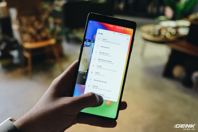 Trên tay & đánh giá nhanh Bphone 3 giá từ 6.99 triệu: Cuối cùng, người Việt đã có một chiếc smartphone đáng để tự hào - Ảnh 18. Trên tay & đánh giá nhanh Bphone 3 giá từ 6.99 triệu: Cuối cùng, người Việt đã có một chiếc smartphone đáng để tự hào - Ảnh 18.