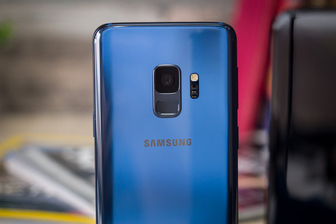 Samsung đã quyết định màu chính thức của Galaxy S10? - Ảnh 1. Samsung đã quyết định màu chính thức của Galaxy S10? - Ảnh 1.