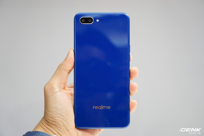 Thêm 1 thánh phá giá vừa đến Việt Nam: Realme tung 3 smartphone cấu hình ngon, camera kép nhưng giá sát ván với Xiaomi - Ảnh 8. Thêm 1 thánh phá giá vừa đến Việt Nam: Realme tung 3 smartphone cấu hình ngon, camera kép nhưng giá sát ván với Xiaomi - Ảnh 8.