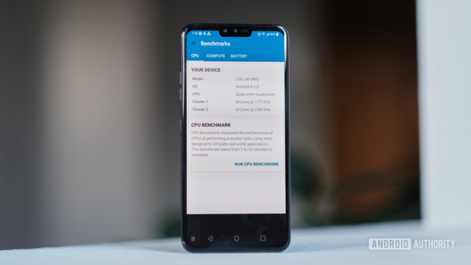 Đánh giá LG V40 ThinQ: Nhiều cải tiến cao cấp nhưng chưa thực sự xứng đáng với mức giá 1.000 USD - Ảnh 5. Đánh giá LG V40 ThinQ: Nhiều cải tiến cao cấp nhưng chưa thực sự xứng đáng với mức giá 1.000 USD - Ảnh 5.