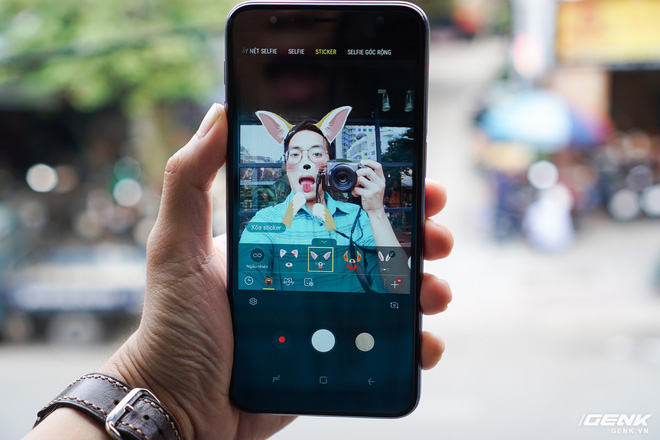 Trải nghiệm Galaxy J6+ vừa ra mắt của Samsung: giao diện giống Note9, hoàn thiện tốt, vị trí đặt cảm biến vân tay tốt hơn - Ảnh 15. Trải nghiệm Galaxy J6+ vừa ra mắt của Samsung: giao diện giống Note9, hoàn thiện tốt, vị trí đặt cảm biến vân tay tốt hơn - Ảnh 15.