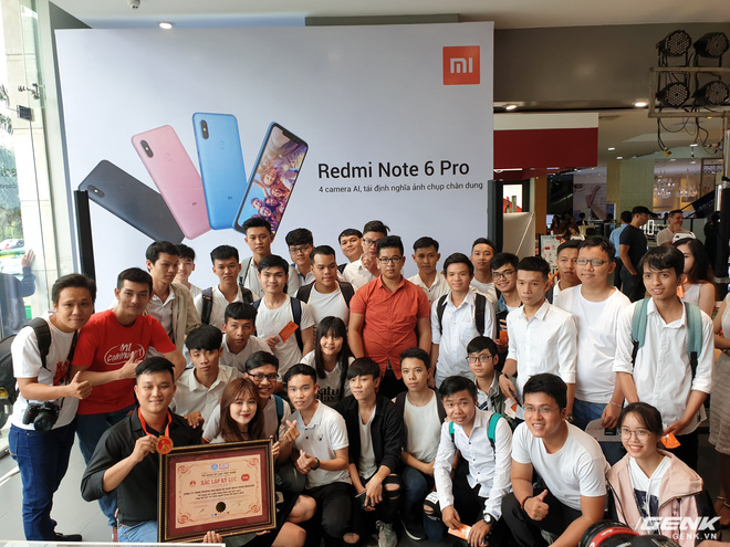 Ảnh thực tế Xiaomi Redmi Note 6 Pro: Snapdragon 636, màn tai thỏ, lần đầu có 4 camera, mặt lưng không ấn tượng, giá 5 triệu đồng - Ảnh 16. Ảnh thực tế Xiaomi Redmi Note 6 Pro: Snapdragon 636, màn tai thỏ, lần đầu có 4 camera, mặt lưng không ấn tượng, giá 5 triệu đồng - Ảnh 16.