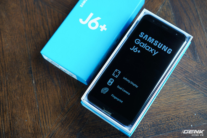 Trải nghiệm Galaxy J6+ vừa ra mắt của Samsung: giao diện giống Note9, hoàn thiện tốt, vị trí đặt cảm biến vân tay tốt hơn - Ảnh 2. Trải nghiệm Galaxy J6+ vừa ra mắt của Samsung: giao diện giống Note9, hoàn thiện tốt, vị trí đặt cảm biến vân tay tốt hơn - Ảnh 2.