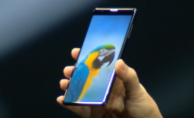 Bphone 3 và Bphone 3 Pro ra mắt, không cằm nhưng trán lại cao, camera đơn phía sau, giá từ 6,99 triệu - Ảnh 2. Bphone 3 và Bphone 3 Pro ra mắt, không cằm nhưng trán lại cao, camera đơn phía sau, giá từ 6,99 triệu - Ảnh 2.