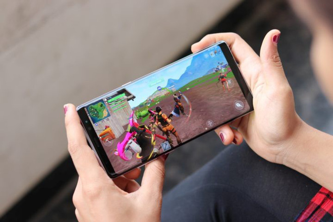 Samsung ra sức dùng Fortnite để quảng bá cho các thiết bị Galaxy - Ảnh 1. Samsung ra sức dùng Fortnite để quảng bá cho các thiết bị Galaxy - Ảnh 1.