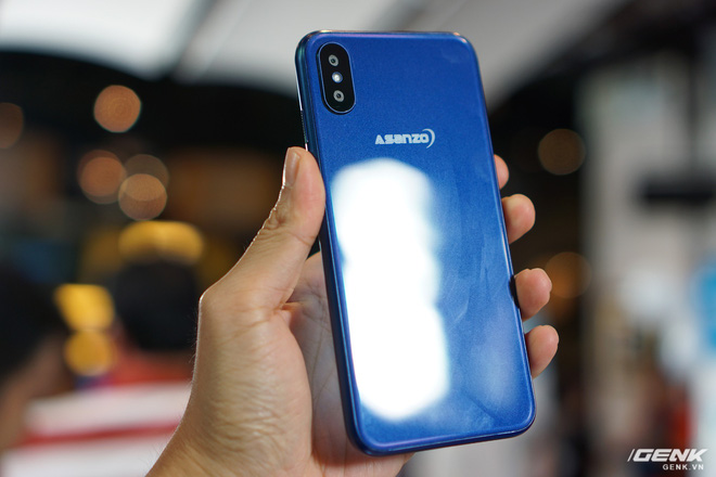 Ảnh thực tế smartphone bình dân S3 Plus của Asanzo: thiết kế đã được cải tiến, camera kép xoá phông, cảm biến vân tay đặt ở cạnh viền - Ảnh 2. Ảnh thực tế smartphone bình dân S3 Plus của Asanzo: thiết kế đã được cải tiến, camera kép xoá phông, cảm biến vân tay đặt ở cạnh viền - Ảnh 2.