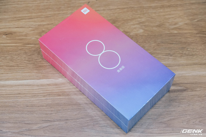 Trên tay Xiaomi Mi 8 Lite giá từ 5 triệu: Đứa con lai của Xiaomi và Huawei, hứa hẹn phá đảo phân khúc tầm trung - Ảnh 1. Trên tay Xiaomi Mi 8 Lite giá từ 5 triệu: Đứa con lai của Xiaomi và Huawei, hứa hẹn phá đảo phân khúc tầm trung - Ảnh 1.