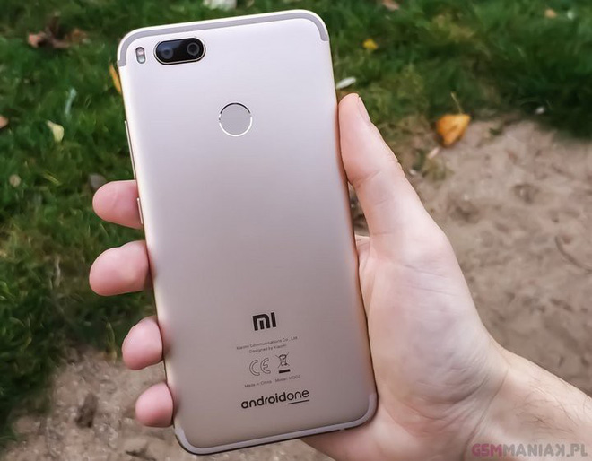 Xiaomi Mi A1 phát nổ ngay gần chủ nhân trong lúc đang sạc qua đêm - Ảnh 1. Xiaomi Mi A1 phát nổ ngay gần chủ nhân trong lúc đang sạc qua đêm - Ảnh 1.