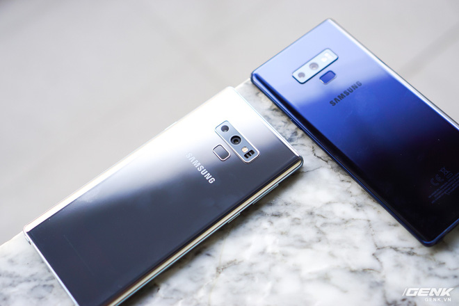 Cận cảnh Galaxy Note9 phiên bản Silver: màu bạc sang chảnh, chỉ có 1 SIM, chưa có hàng chính hãng - Ảnh 13.