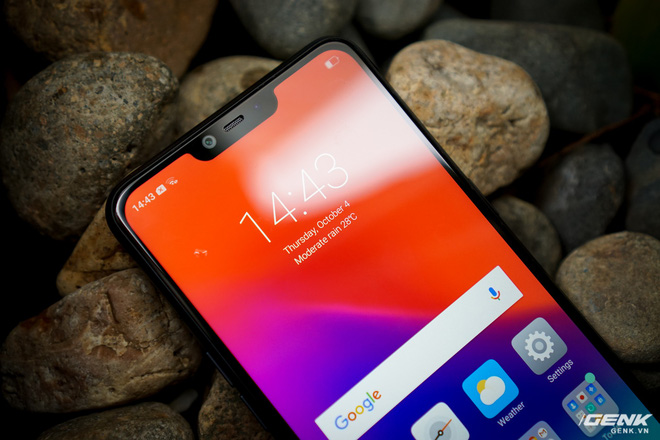 Trên tay Realme 2: Khi Oppo quyết định khô máu với Xiaomi - Ảnh 9. Trên tay Realme 2: Khi Oppo quyết định khô máu với Xiaomi - Ảnh 9.