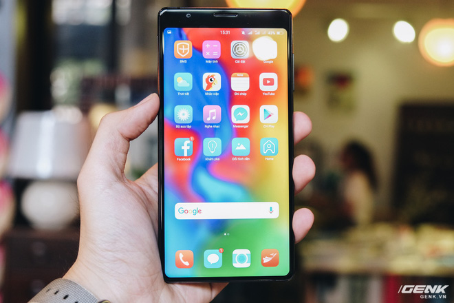 Trên tay & đánh giá nhanh Bphone 3 giá từ 6.99 triệu: Cuối cùng, người Việt đã có một chiếc smartphone đáng để tự hào - Ảnh 11. Trên tay & đánh giá nhanh Bphone 3 giá từ 6.99 triệu: Cuối cùng, người Việt đã có một chiếc smartphone đáng để tự hào - Ảnh 11.