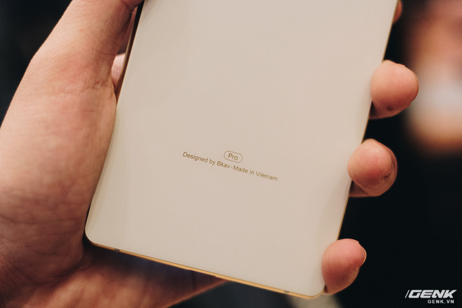 Bphone 3 và Bphone 3 Pro có điểm gì khác nhau? - Ảnh 4. Bphone 3 và Bphone 3 Pro có điểm gì khác nhau? - Ảnh 4.