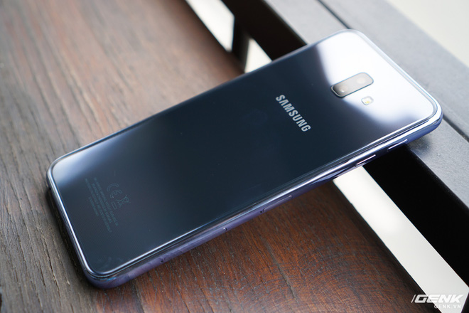 Trải nghiệm Galaxy J6+ vừa ra mắt của Samsung: giao diện giống Note9, hoàn thiện tốt, vị trí đặt cảm biến vân tay tốt hơn - Ảnh 6. Trải nghiệm Galaxy J6+ vừa ra mắt của Samsung: giao diện giống Note9, hoàn thiện tốt, vị trí đặt cảm biến vân tay tốt hơn - Ảnh 6.