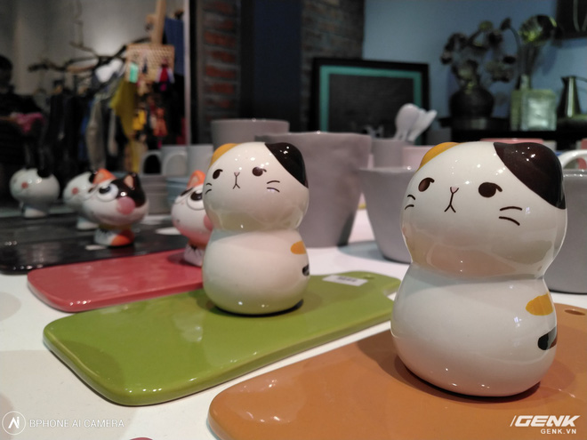 Trên tay & đánh giá nhanh Bphone 3 giá từ 6.99 triệu: Cuối cùng, người Việt đã có một chiếc smartphone đáng để tự hào - Ảnh 15. Trên tay & đánh giá nhanh Bphone 3 giá từ 6.99 triệu: Cuối cùng, người Việt đã có một chiếc smartphone đáng để tự hào - Ảnh 15.