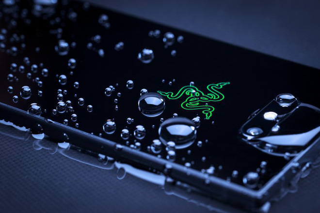Razer Phone 2 chính thức ra mắt, sạc không dây, IP67, màn hình sáng hơn, camera kép chụp đẹp hơn, logo nhấp nháy - Ảnh 1. Razer Phone 2 chính thức ra mắt, sạc không dây, IP67, màn hình sáng hơn, camera kép chụp đẹp hơn, logo nhấp nháy - Ảnh 1.