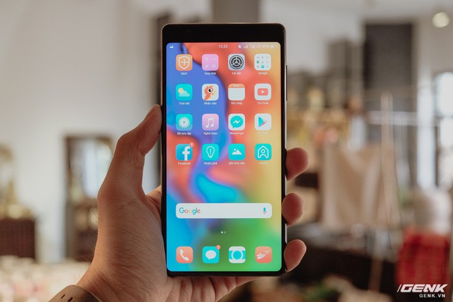 Lộn ngược Mi Mix để ra Bphone 3 là một giải pháp rất thông minh và còn cho thấy vấn đề Xiaomi đang gặp phải - Ảnh 2.