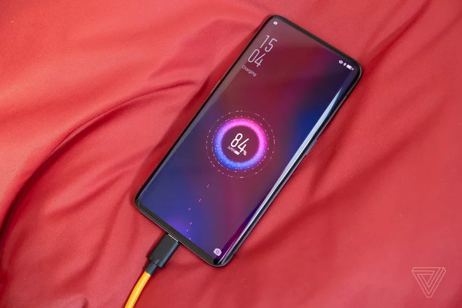Với khả năng sạc đầy pin trong 35 phút, Super VOOC của Oppo là bộ sạc nhanh nhất trong thế giới smartphone? - Ảnh 2. Với khả năng sạc đầy pin trong 35 phút, Super VOOC của Oppo là bộ sạc nhanh nhất trong thế giới smartphone? - Ảnh 2.